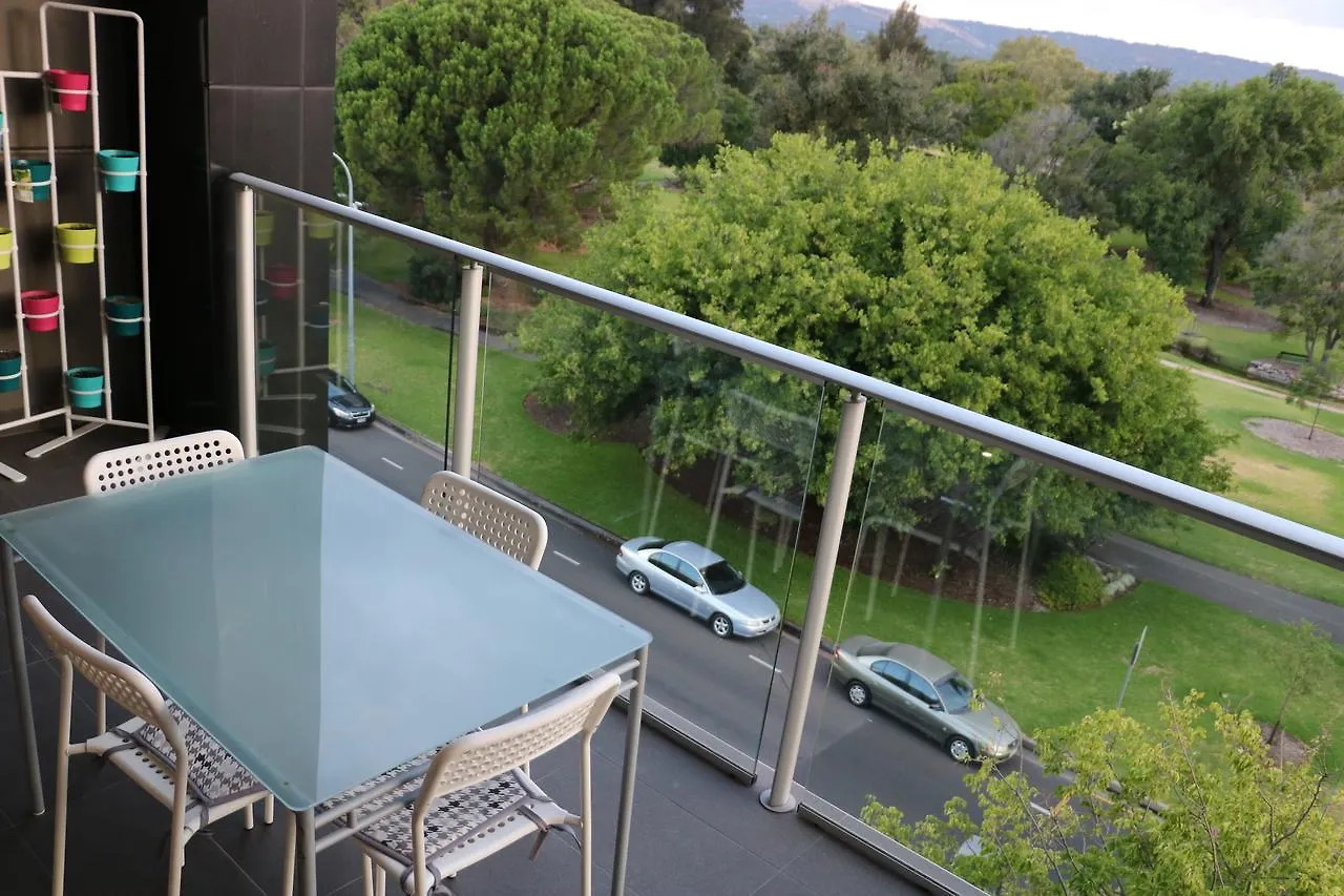 City Fringe Boutique Parkland 2 Bdr Apt Adelaide Apartman