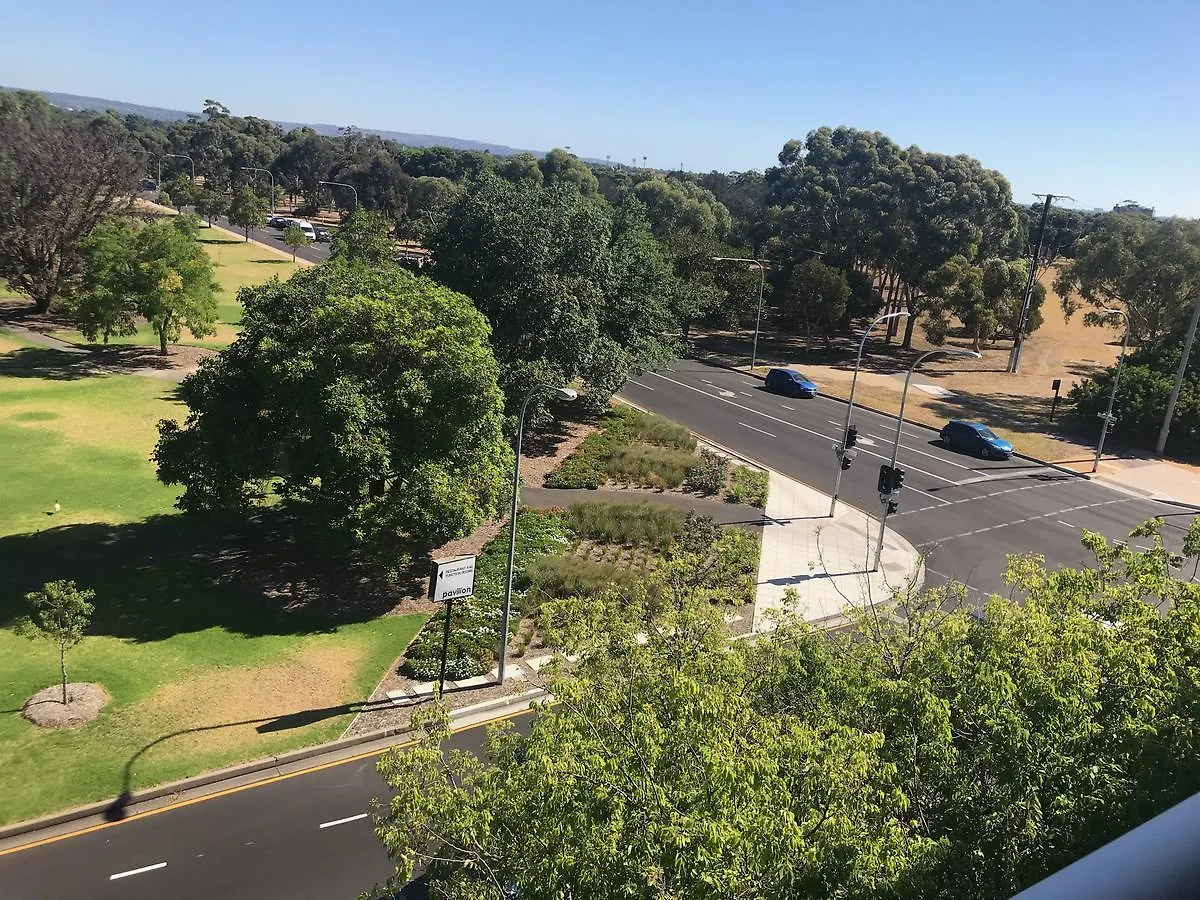 City Fringe Boutique Parkland 2 Bdr Apt Adelaide 0*,